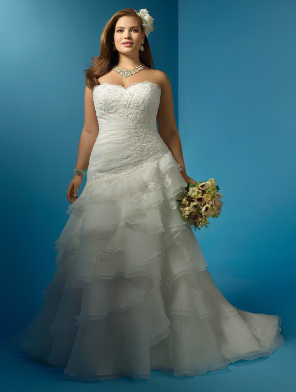 Plus Size Wedding Dress of the Week: Style 2123W by Alfred Angelo