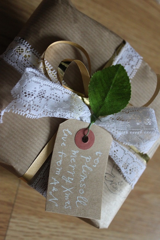 {Friday Pinday} Gift Wrapping Ideas
