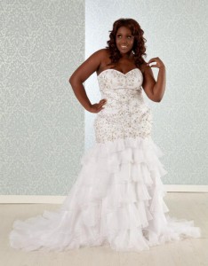 plus size bridal, real size bride