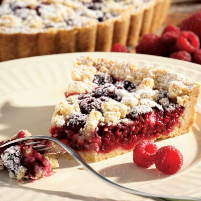 {Home Sunday} Healthy Raspberry-Almond Crumb Tart