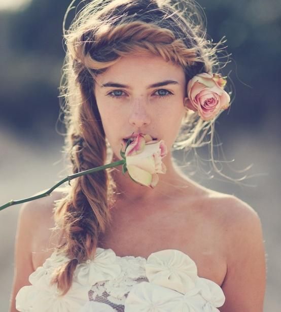 {Things I Love Thursday} Flower Headpieces