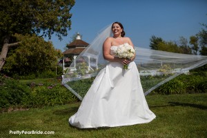 plus size bride