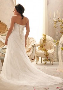 plus size bride, Julietta spring 2014 collection