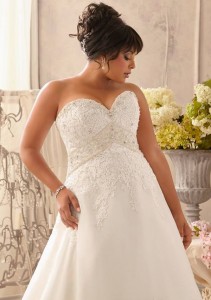 plus size bride, Julietta spring 2014 collection