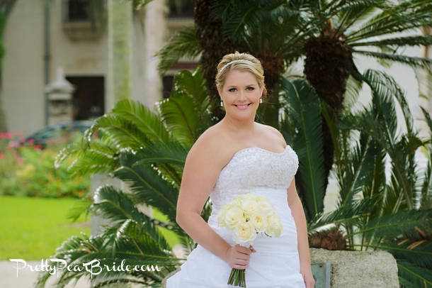 plus size bride 