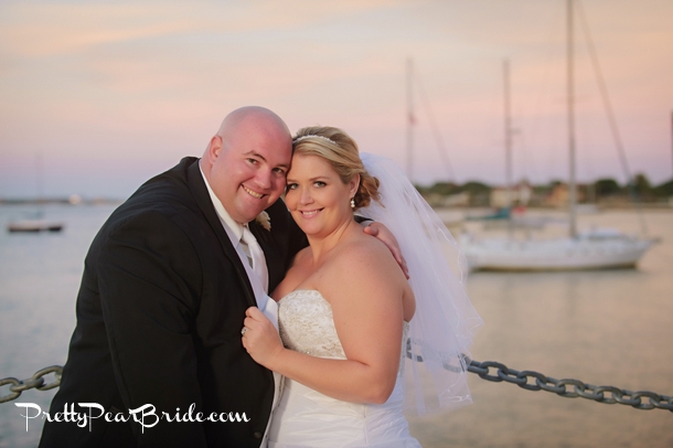 {Real Plus Size Wedding} Splash of Pink in Florida by Pure Sugar Studio