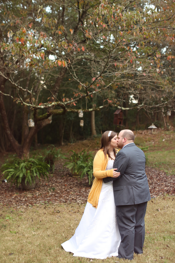 {Real Plus Size Wedding} Vintage Alabama Yellow and Gray Wedding | j. woodbery photography