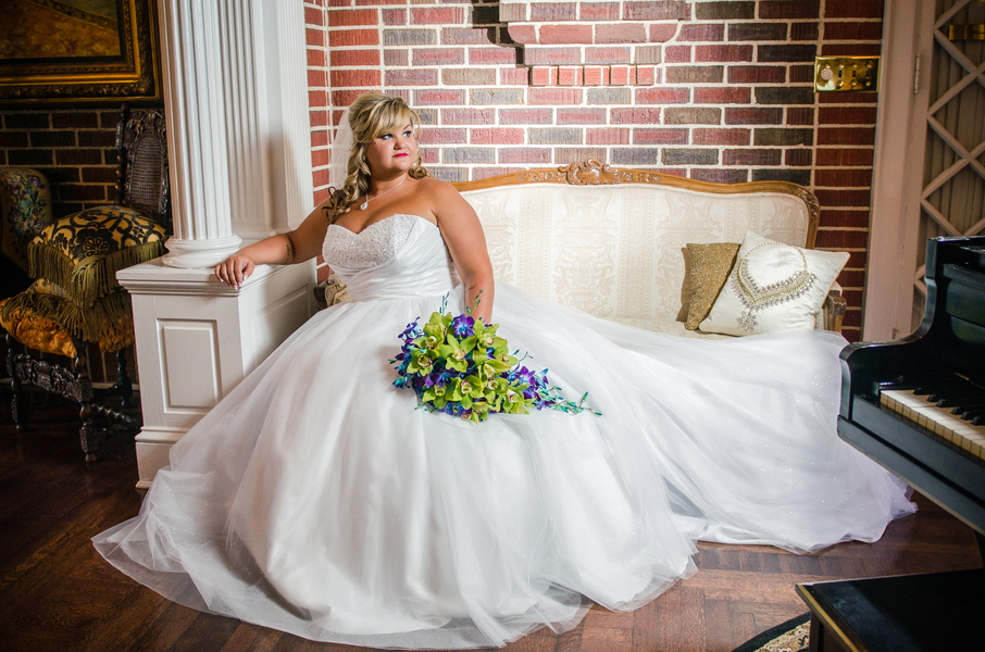 plus size bride, curvy brides 