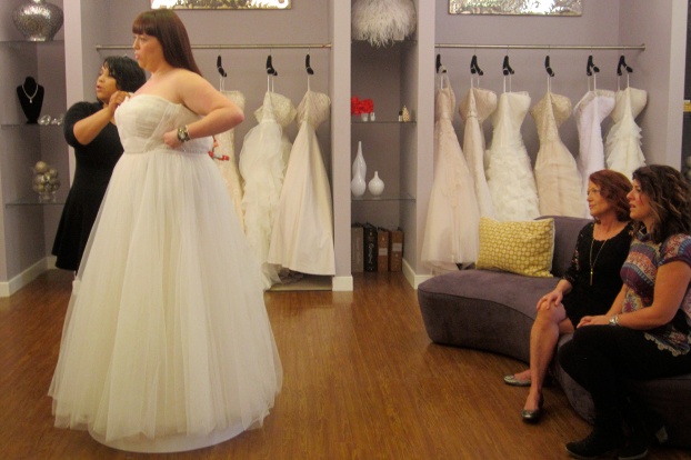 plus size bride, curvy brides, curvaceous couture bridal salon