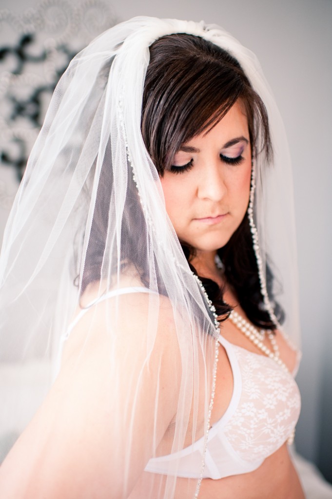 plus size bride, plus size boudoir shoots