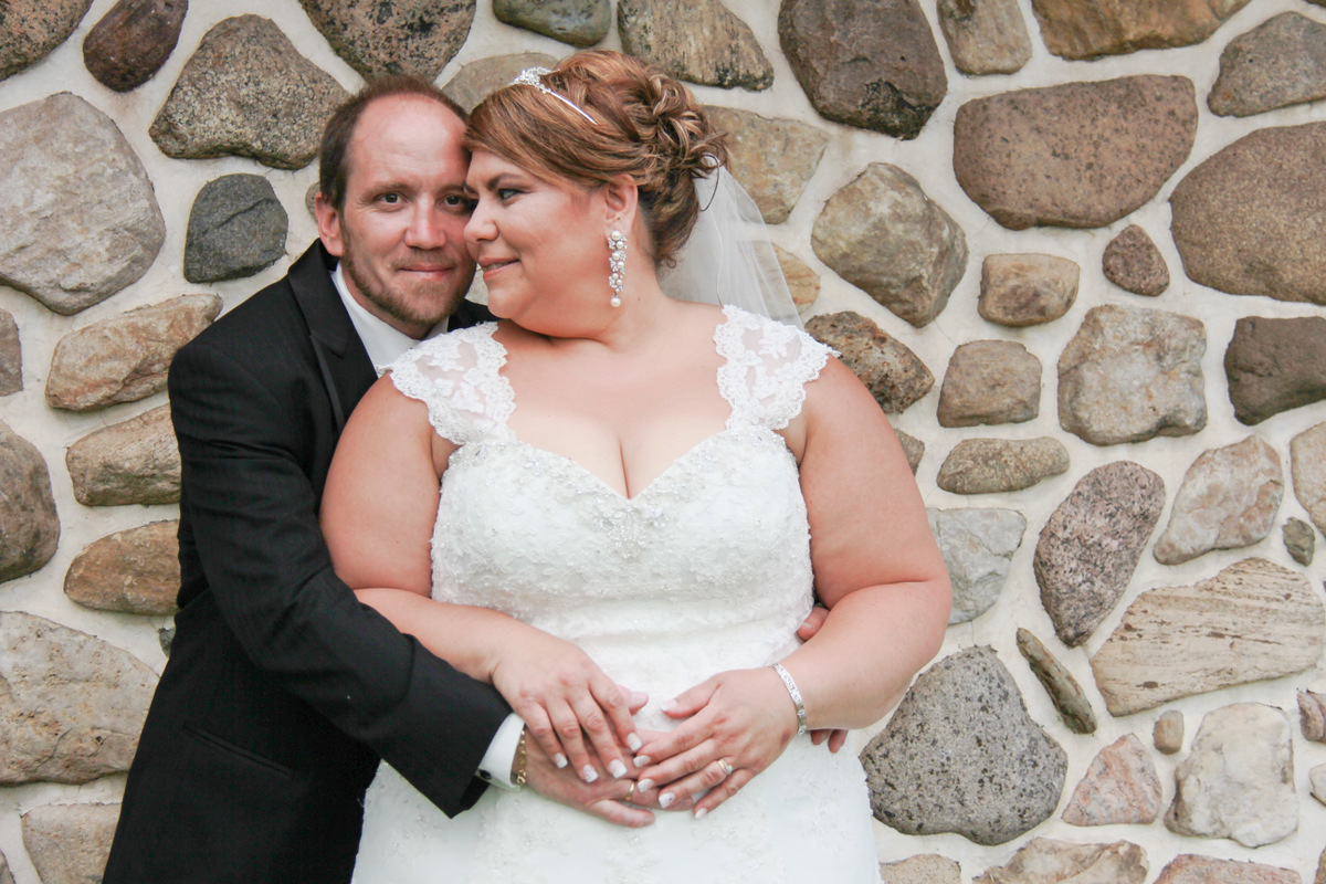 {Real Plus Size Wedding} DIY Bride from Canada | Alisha Fridland Photography