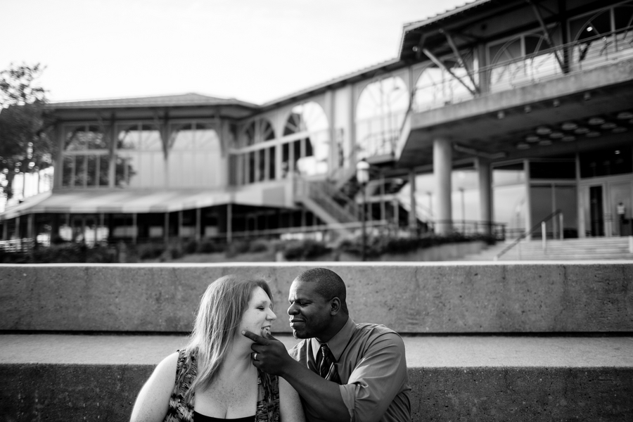 Munden__TY_Photography_MundenNorfolkVirginiaWatersideBelovedCouplesPhotographer30_low