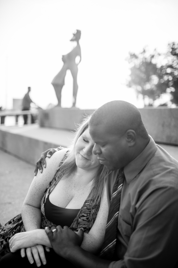 Munden__TY_Photography_MundenNorfolkVirginiaWatersideBelovedCouplesPhotographer34_low