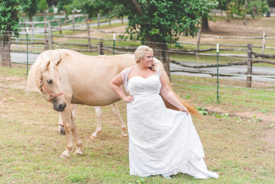 plus size bride, curvy brides, plus size bridal