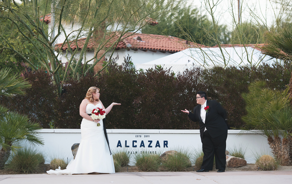 {Real Plus Size Wedding} Red and Black New Year’s Wedding | Summer Shea Photography