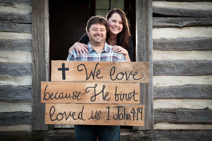 {Real Curvy Engagement} Rustic Engagement Session in Georgia | Breath Of Light Imagery