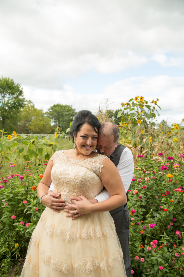 {Real Plus Size Wedding} Fall DIY Wedding in Michigan | Sarah Amelia Photography, LLC