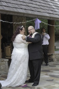 plus size bride, curvy brides, pretty pear bride