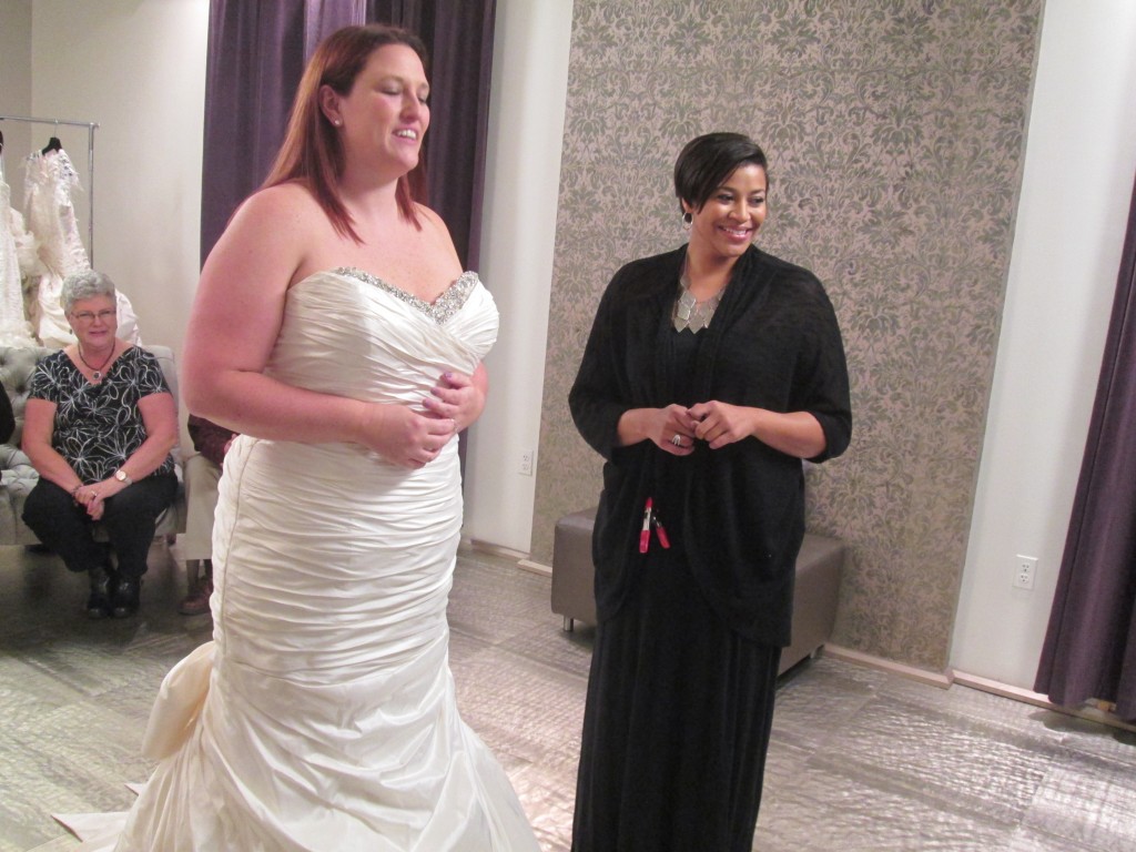 plus size brides, plus size bridal gowns,