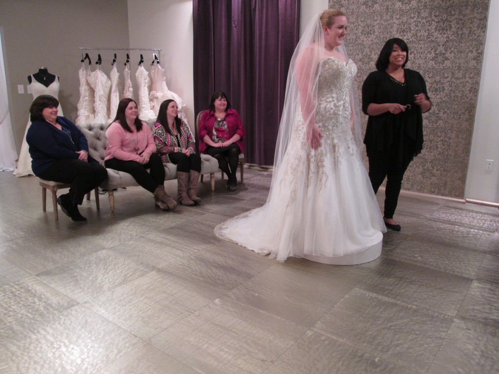 Say yes to outlet the dress curvy brides