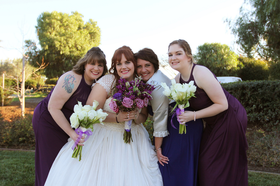 plus size bride, curvy brides, pretty pear brides 