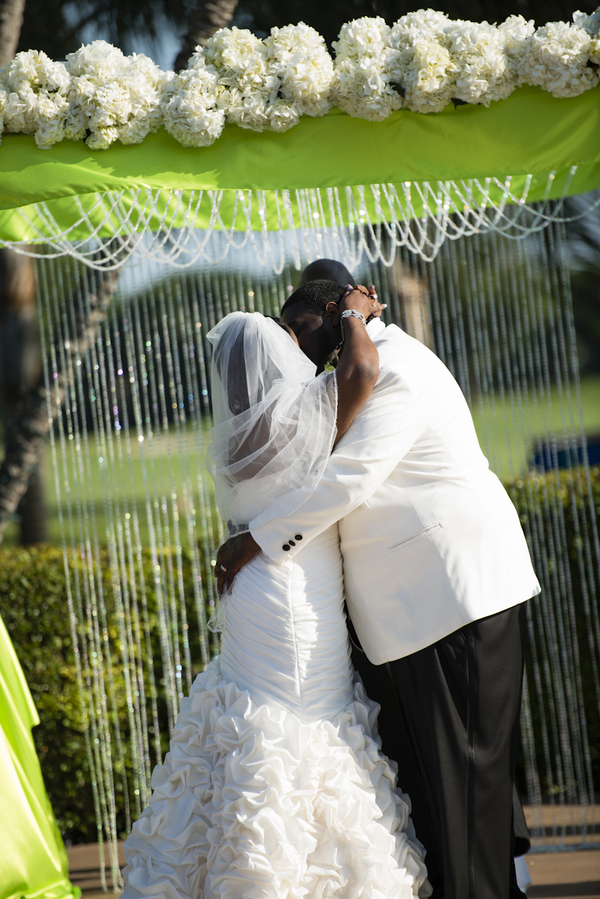 plus size bride, curvy brides