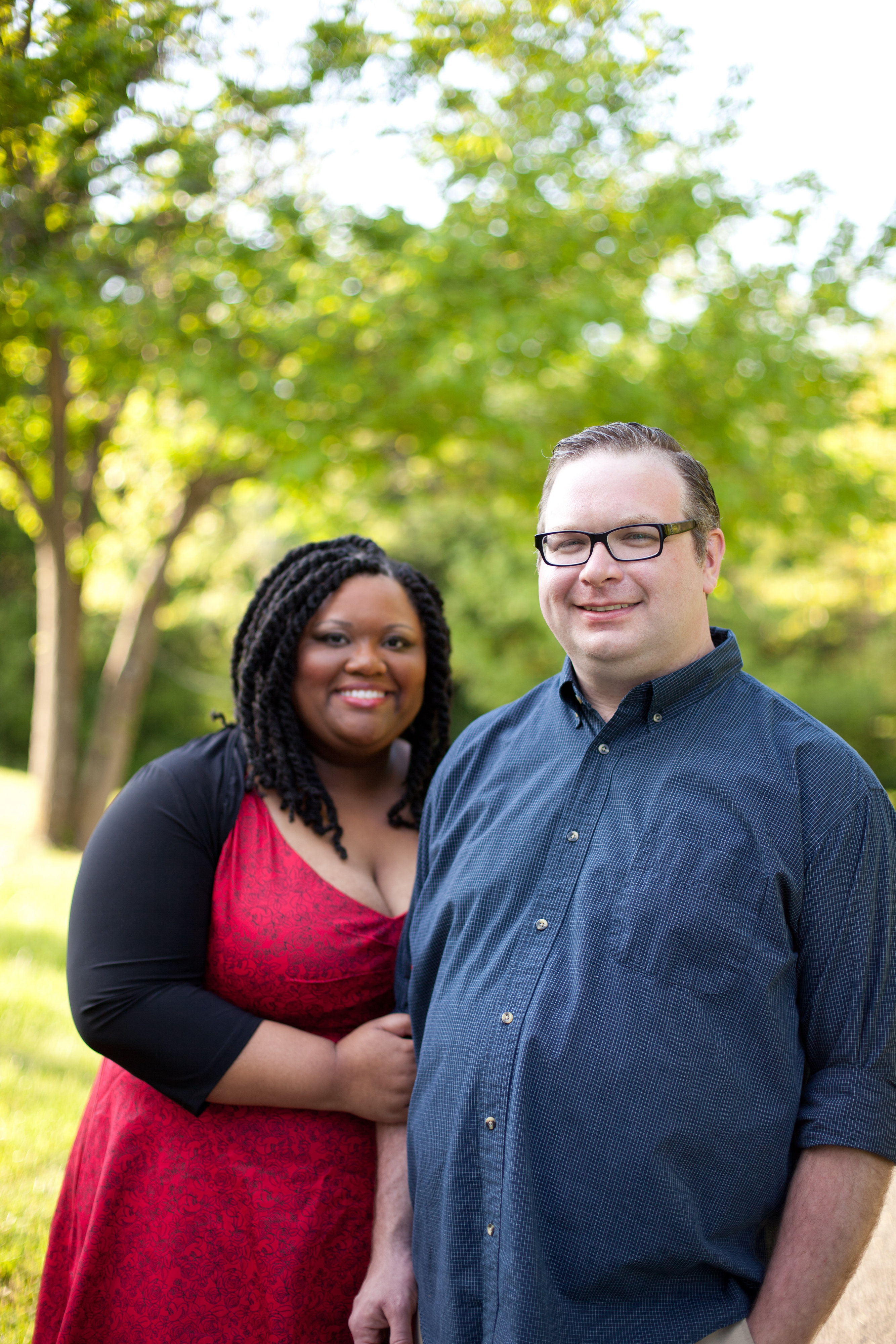{Real Curvy Engagement} Sweet Engagement Session in Tennessee | Woven Spun Photography