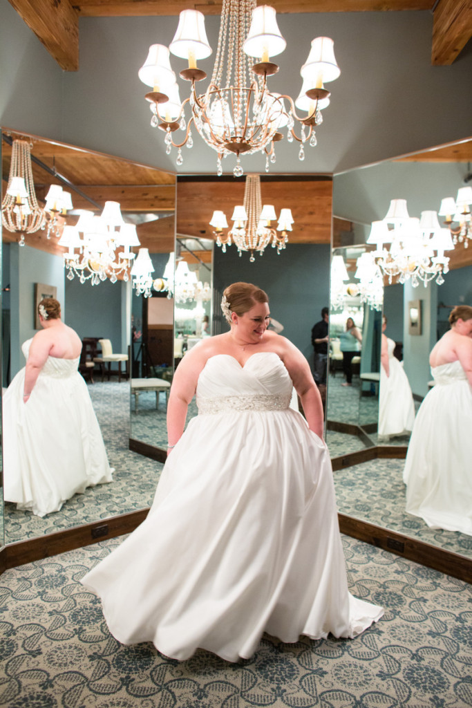 plus size bride, curvy bride 