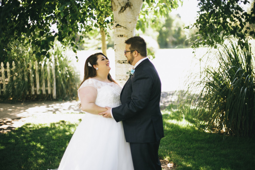 Mint and Peach Garden Wedding with a stunning curvy bride