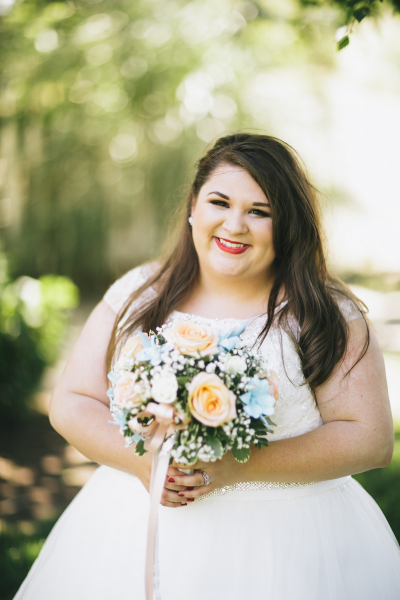 Mint and Peach Garden Wedding with a stunning curvy bride