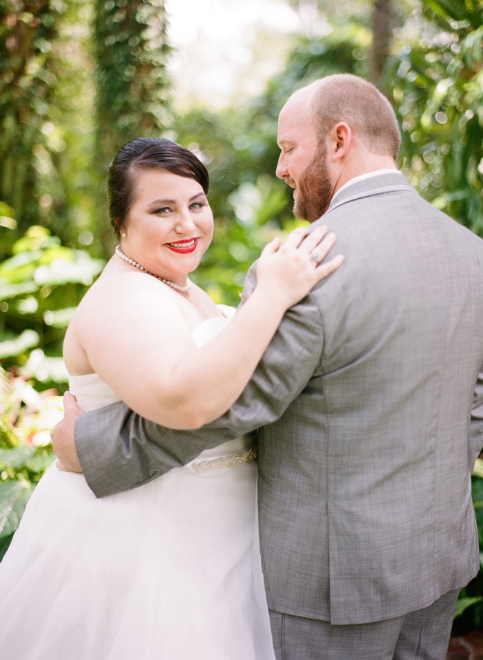 {Real Plus Size Wedding} Navy Blue, Gray and Gold B & B Florida Wedding | Emily Katharine Photography