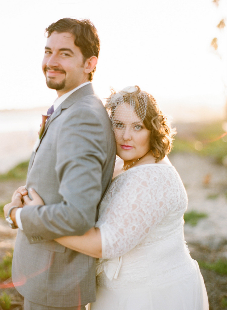 plus size bride in a modern vintage courthouse wedding