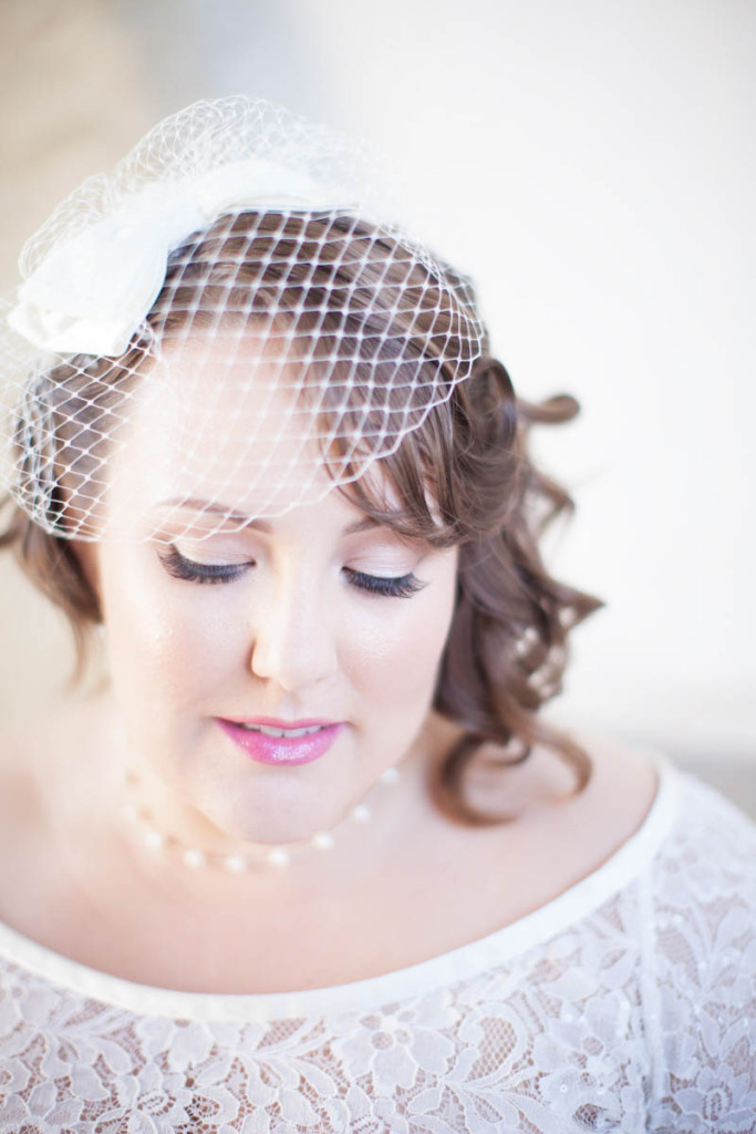 plus size bride in a modern vintage courthouse wedding 