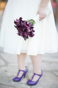 plus size bride in a modern vintage courthouse wedding