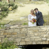 {Real Wedding} Rocky Mountain Weekend Getaway Wedding | Crystalline Photography