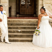 {Real Plus Size Wedding} Texas Outdoor Wedding | Jennifer Lynne Hennigan Photography