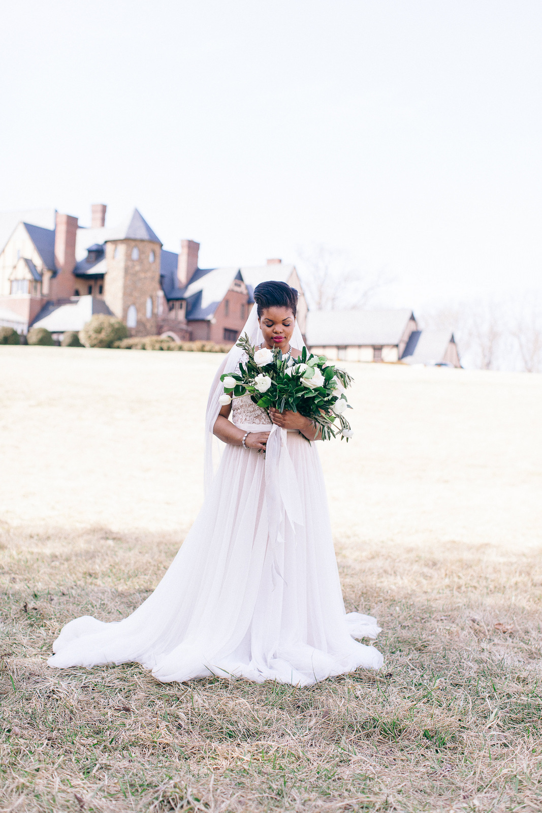 View More: http://nikkisanterre.pass.us/pretty-pear-bride-feature-sneakpeek