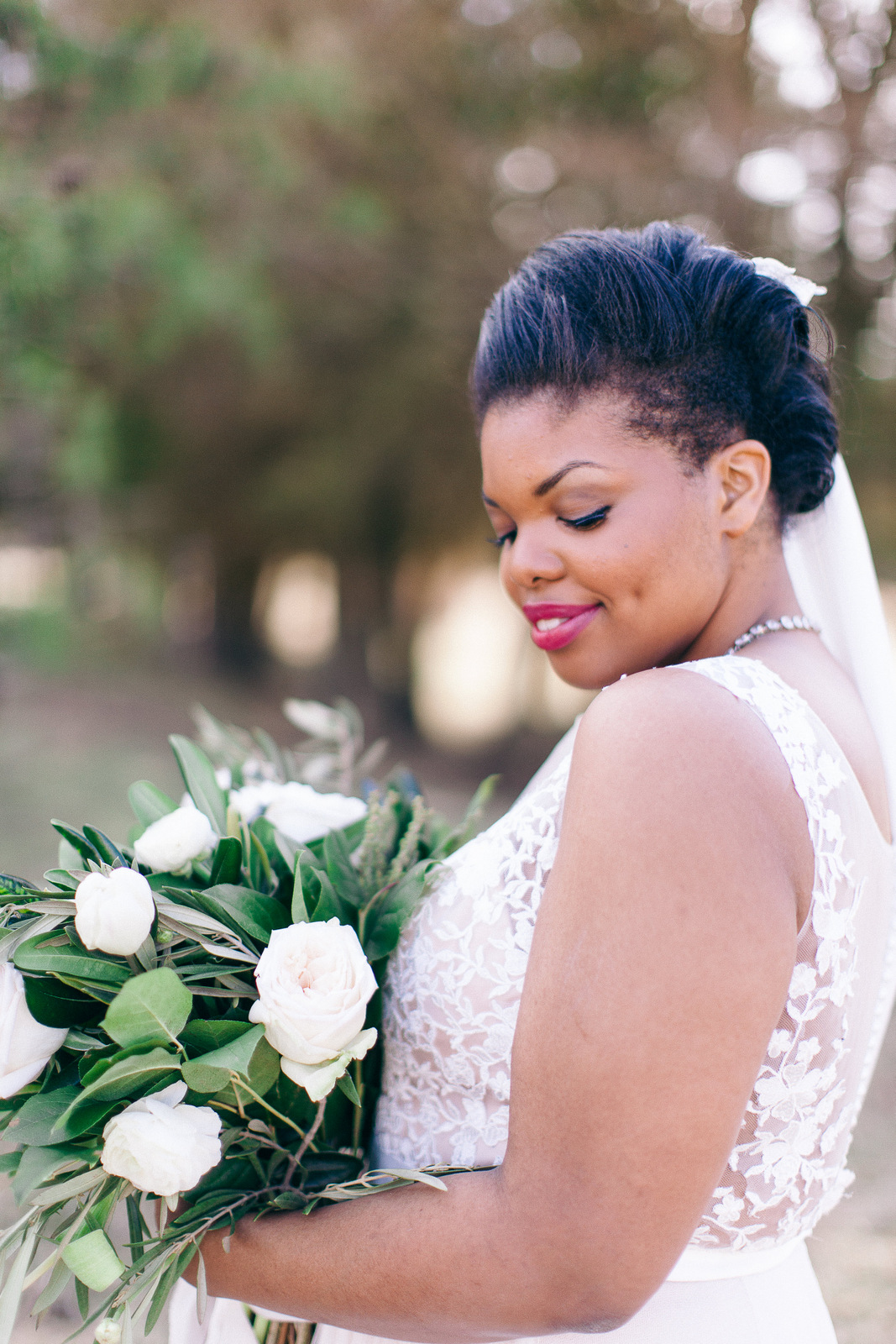 View More: http://nikkisanterre.pass.us/pretty-pear-bride-feature-sneakpeek