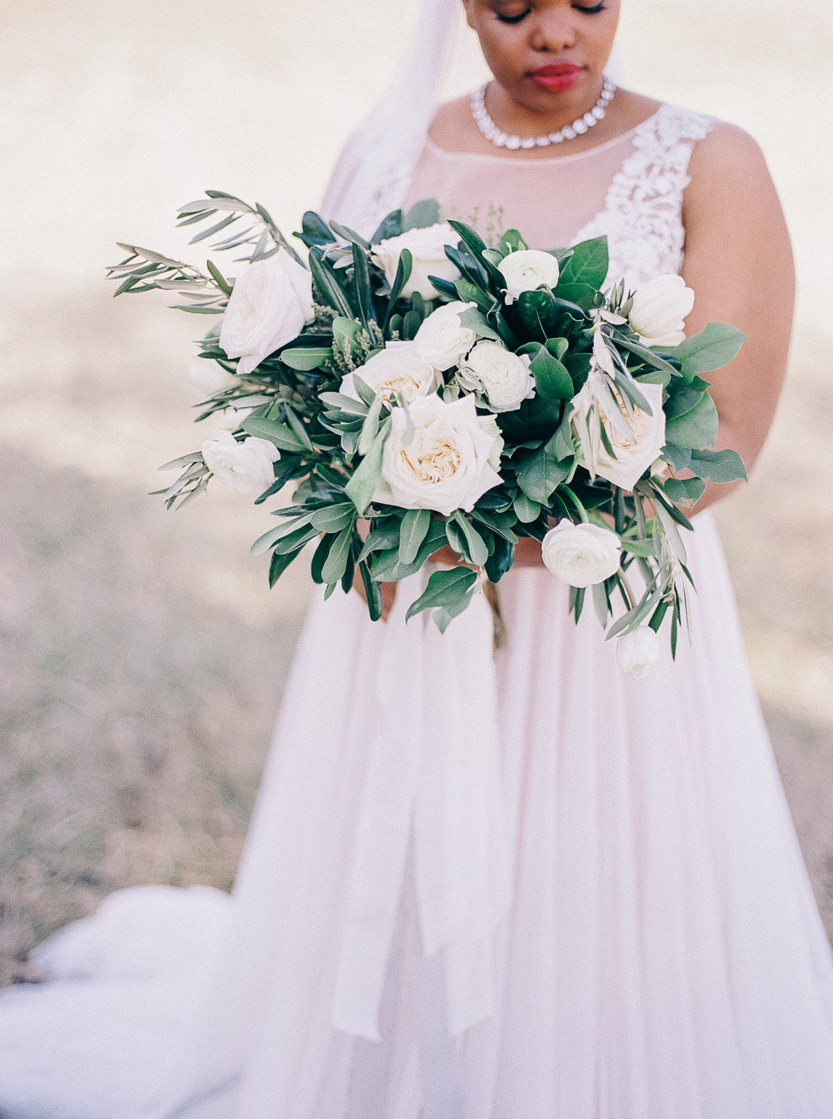 View More: http://nikkisanterre.pass.us/pretty-pear-bride-feature-sneakpeek