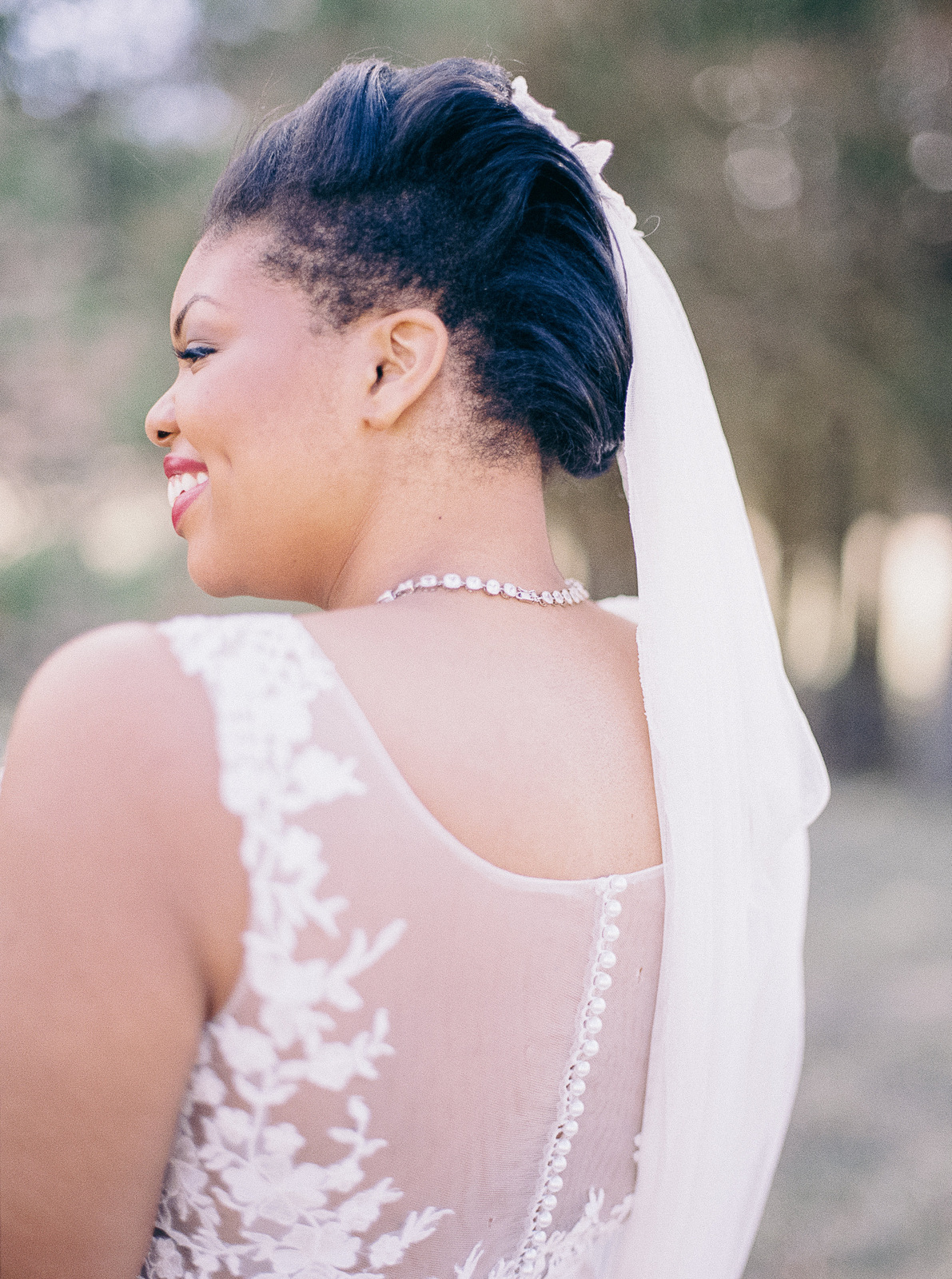 View More: http://nikkisanterre.pass.us/pretty-pear-bride-feature-sneakpeek