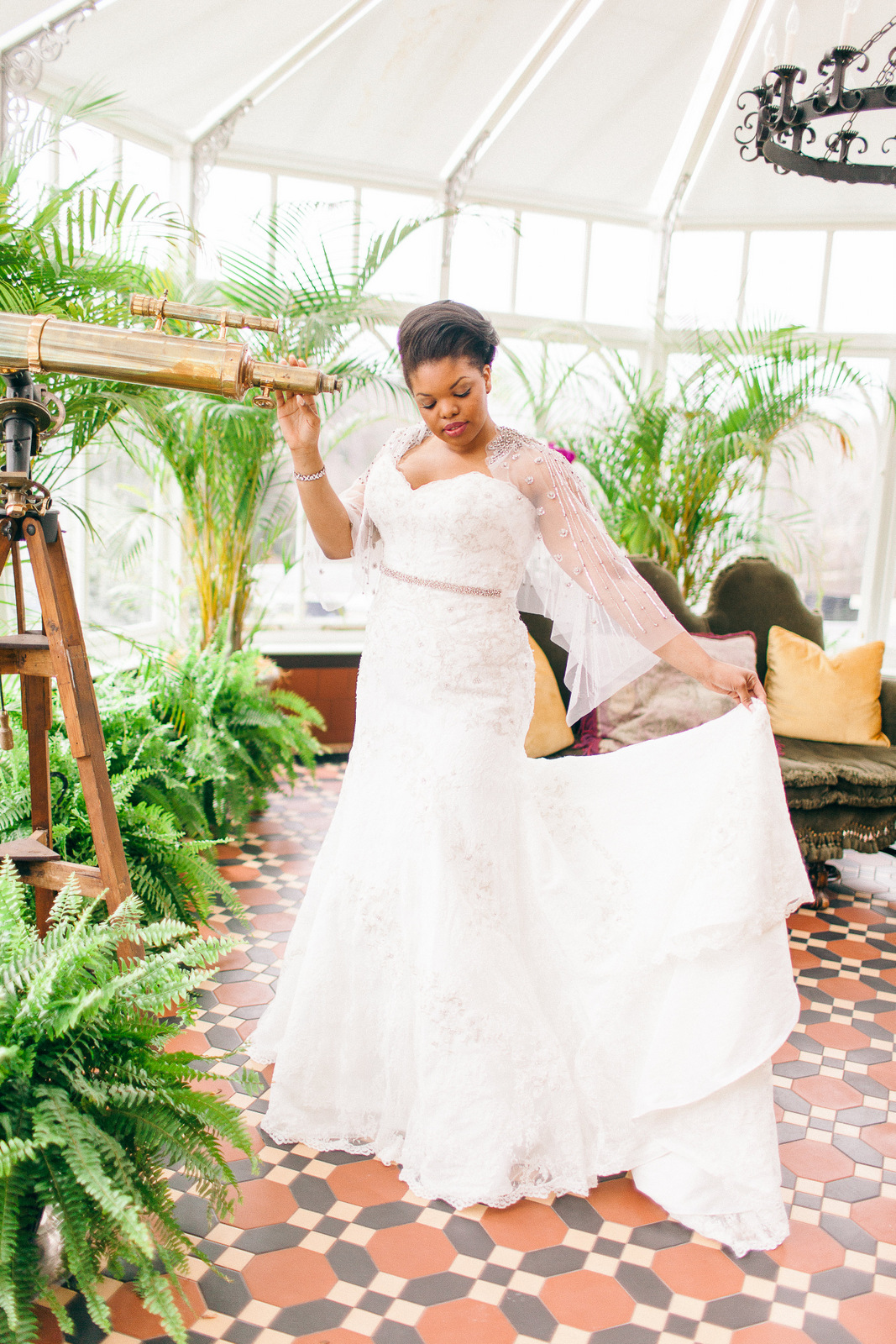 View More: http://nikkisanterre.pass.us/pretty-pear-bride-feature-sneakpeek