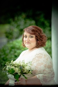 {Plus Size Real Wedding} DIY and Vintage Wedding in Historic South Carolina | Kenny Fey Photography | Pretty Pear Bride