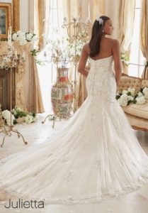 Plus Size Wedding Gowns | Mori Lee | Julietta Collection | Pretty Pear Bride