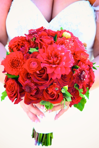 REAL WEDDING | Red, White and Silver Summer California Wedding | Sundance Photography