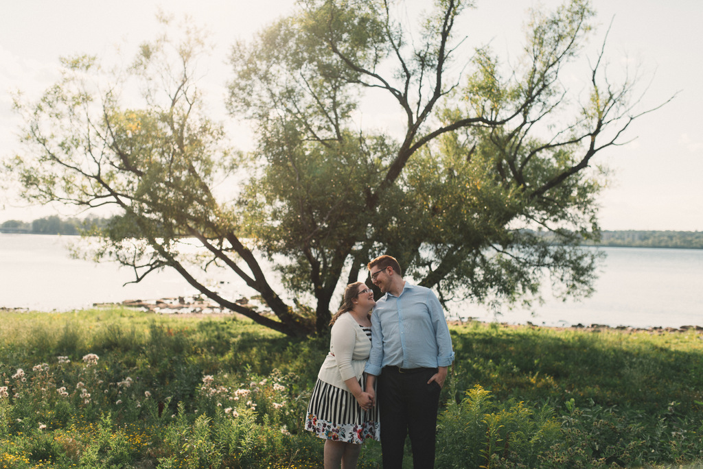 ENGAGEMENT | Canadian Engagment Session at Prince of Wales Train Bridge | Kymberlie Dozois Photography | Pretty Pear Bride