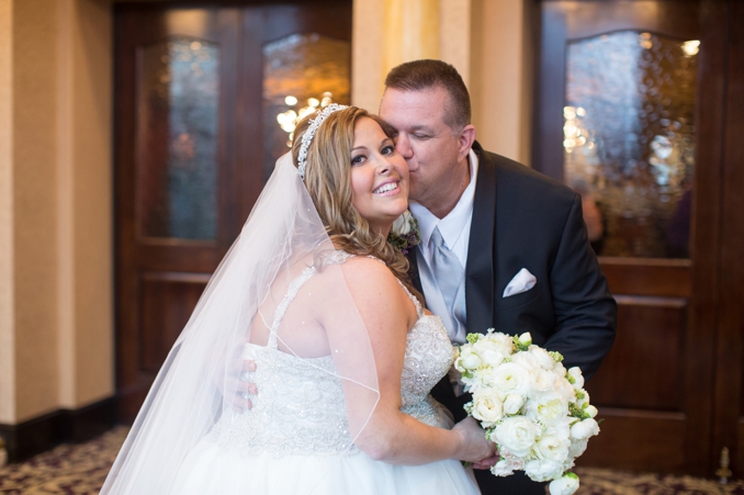 REAL WEDDING | Classic Silver and Purple Wedding in Michigan | Kayes Photography