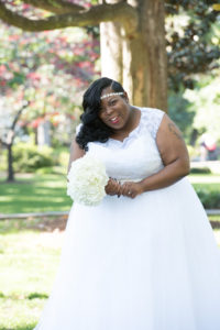BRIDAL PORTRAITS | Historic Savannah Bridal Experience with Celebrity Stylist | Pretty Pear Bride