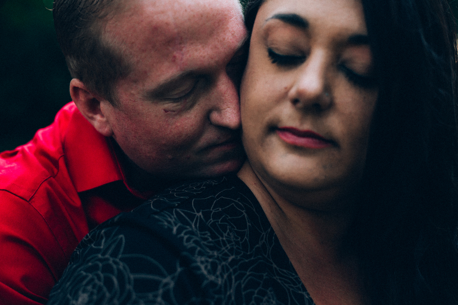 STYLED SHOOT | Romantic Anniversary Couples Session in Tacoma WA | Markie Jones Photography LLC | Pretty Pear Bride