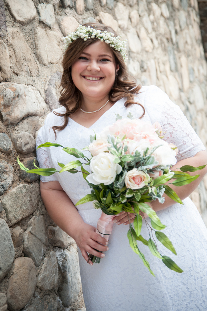 STYLED SHOOT | FIRST LOOK BRIDAL SESSION IN UTAH | Erin Langford Photography | Pretty Pear Bride