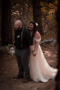 REAL WEDDING | IDYLLIC FALL WEDDING | Pajarito Photography | Pretty Pear Bride
